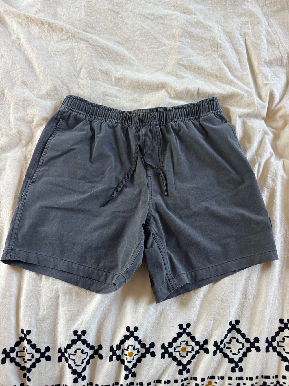 Roark Men's Drawstring Athletic Shorts - Charcoal Gray